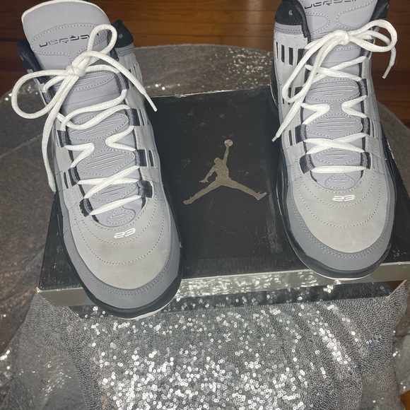 Men Jordan - Picture 2 of 8